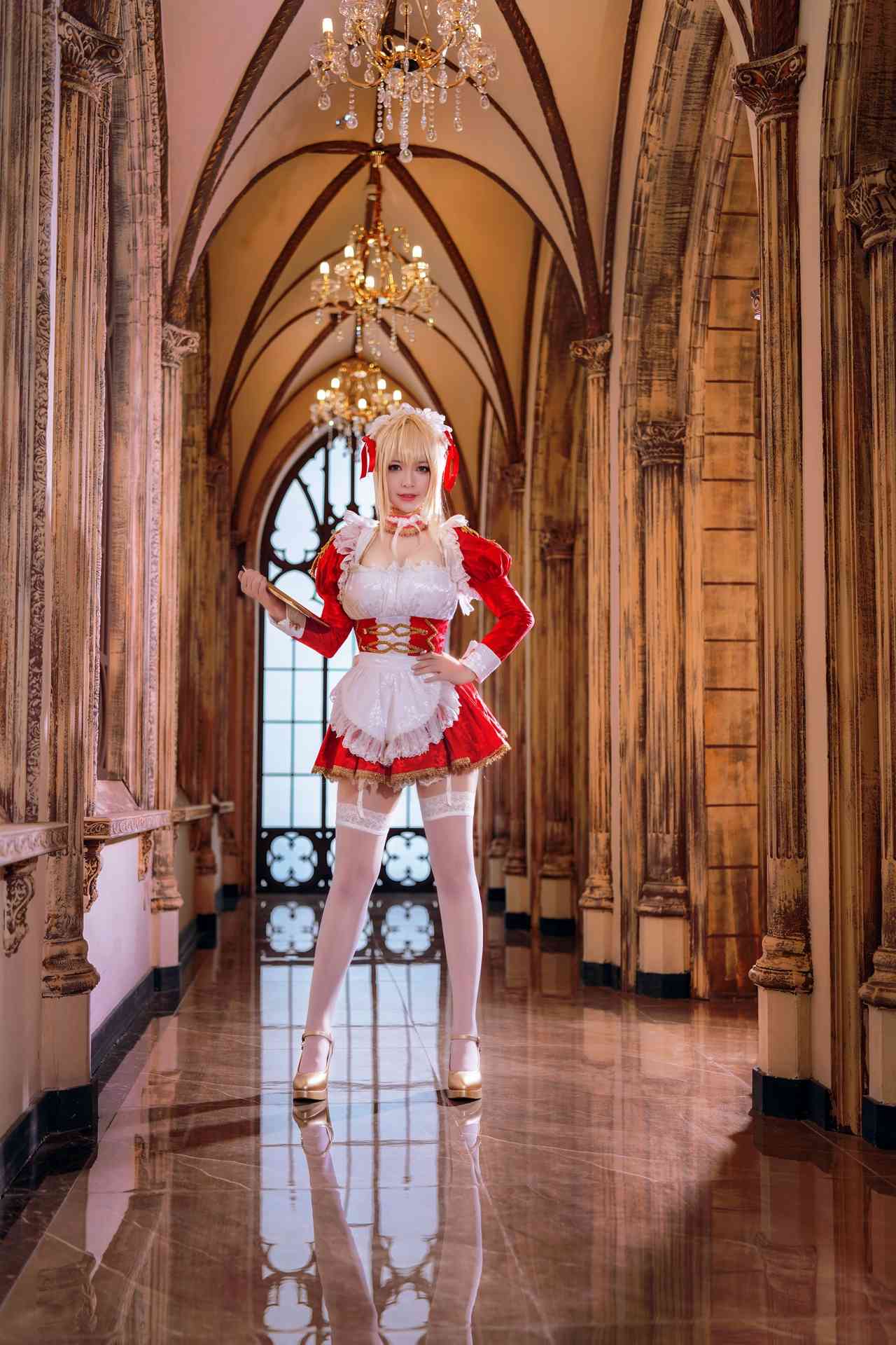 半半子Claudius Maid